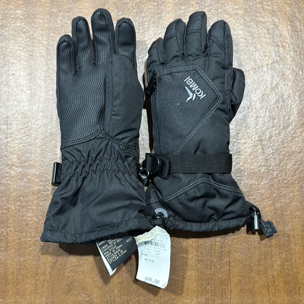Kombi boys youth medium insulated gloves